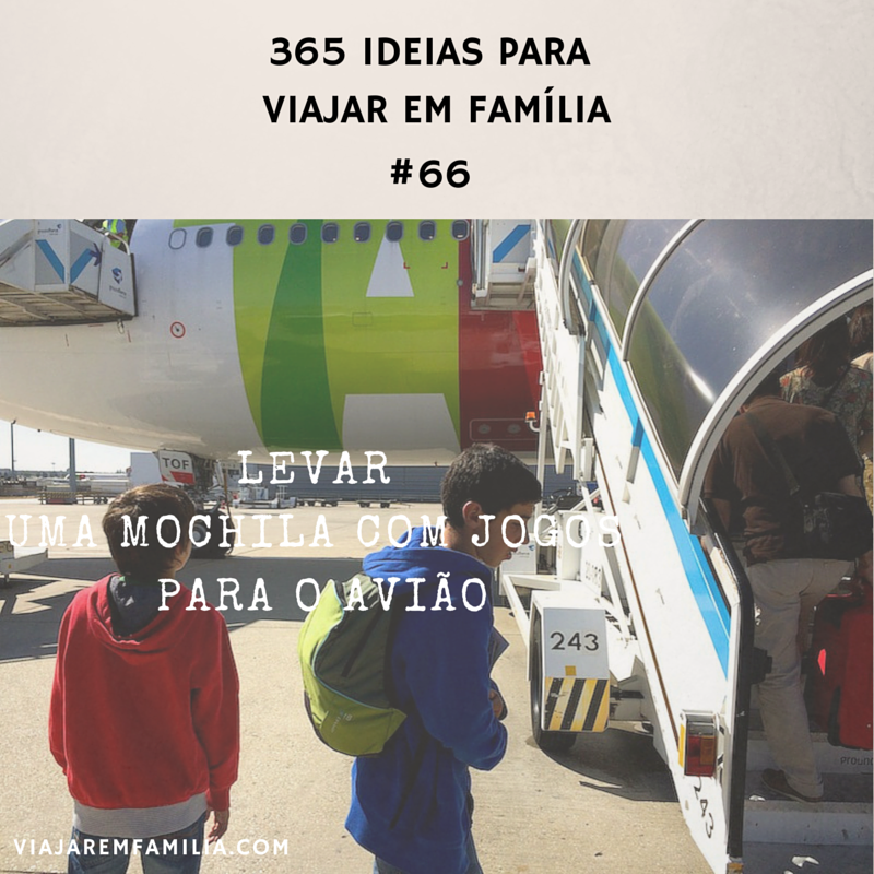 Levar uma mochila com jogos para o avião